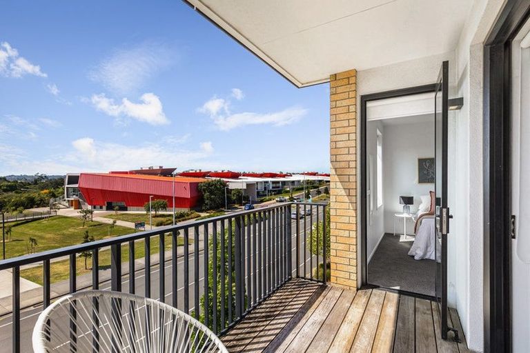 Photo of property in 204/77 Hobsonville Point Road, Hobsonville, Auckland, 0616