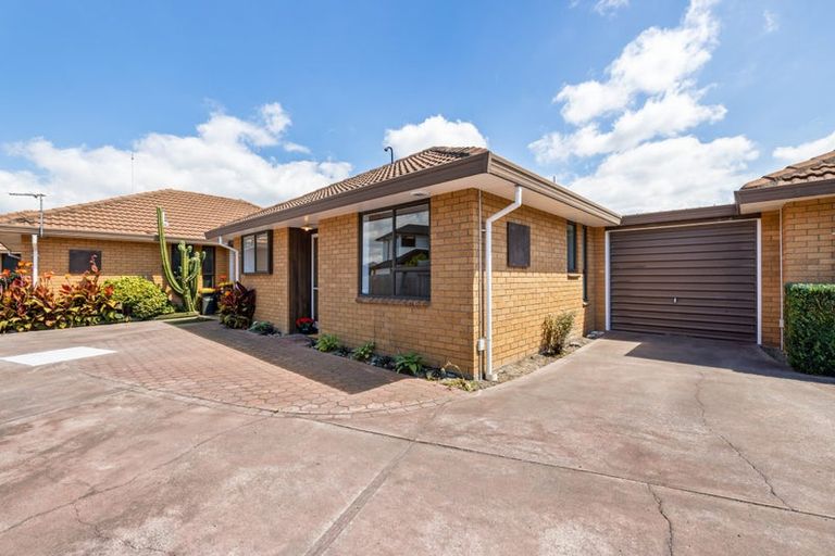 Photo of property in 3/12 Lyndon Street, Riccarton, Christchurch, 8011