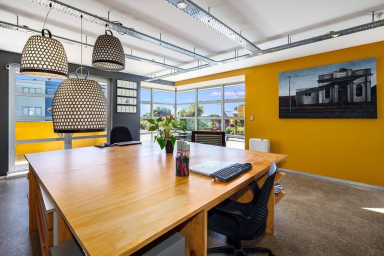 Photo of property in 3 Seaview Road, Paraparaumu Beach, Paraparaumu, 5032