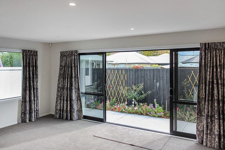 Photo of property in 530b Madras Street, St Albans, Christchurch, 8014