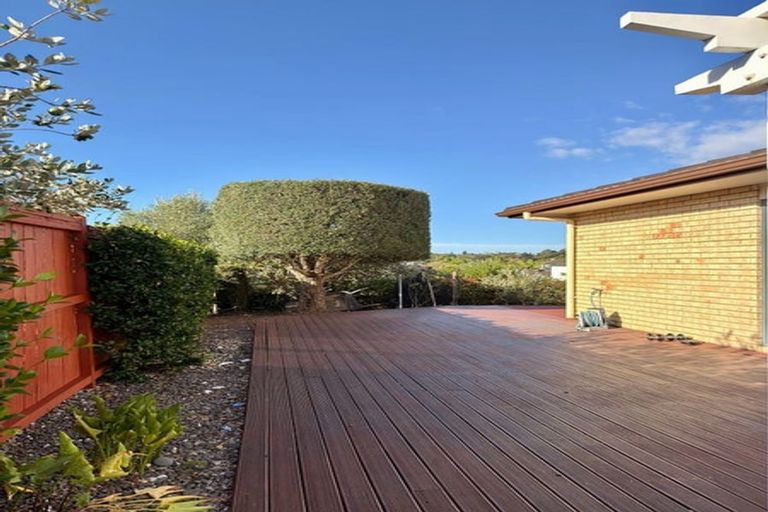 Photo of property in 10 Mary Forgham Drive, Greenhithe, Auckland, 0632