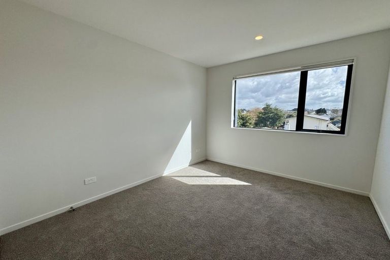 Photo of property in 2/265 Great South Road, Manurewa, Auckland, 2102