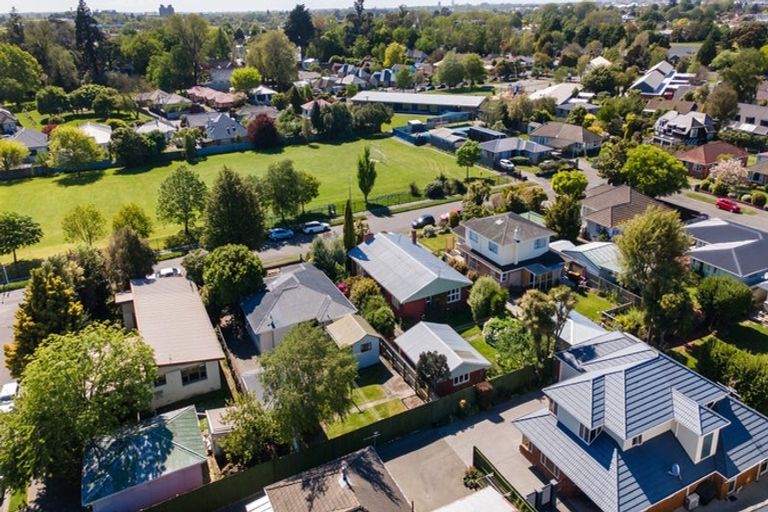 Photo of property in 33 Colman Avenue, Sockburn, Christchurch, 8042