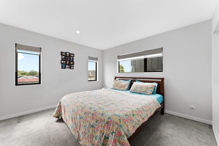 Photo of property in 222c Pakuranga Road, Pakuranga Heights, Auckland, 2010