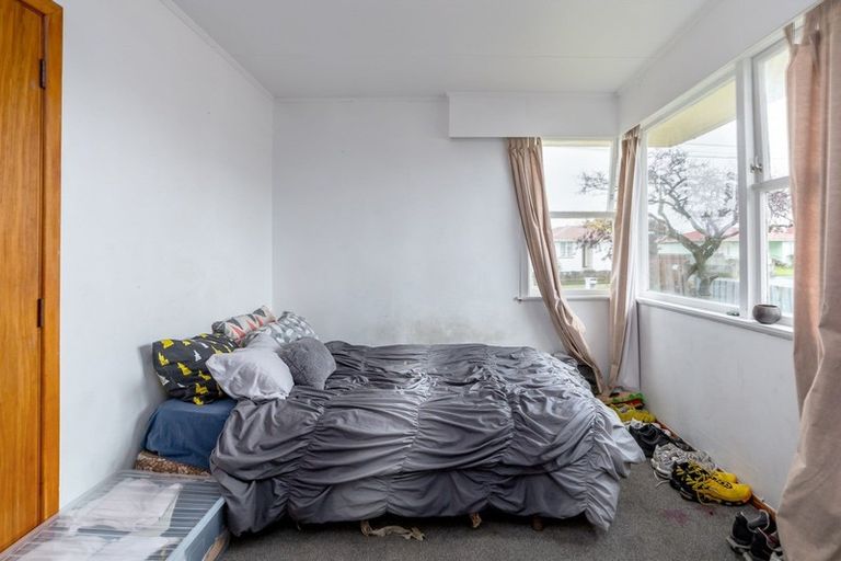 Photo of property in 97 Cameron Crescent, Masterton, 5810