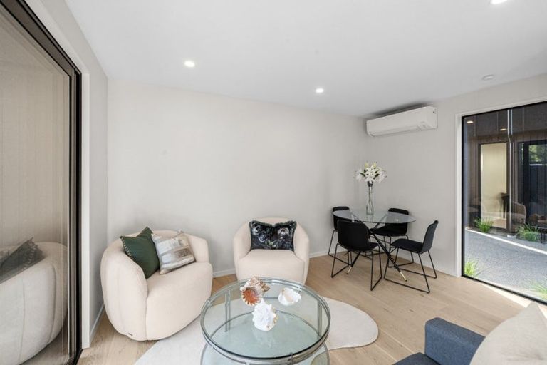 Photo of property in 2/9 Innes Road, St Albans, Christchurch, 8052
