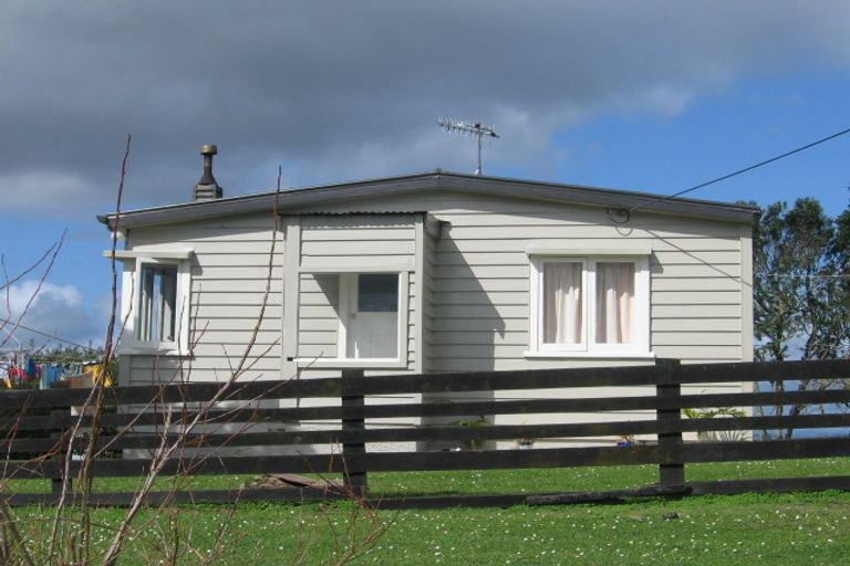 Photo of property in 67 Gorge Road, Maungaturoto, 0520