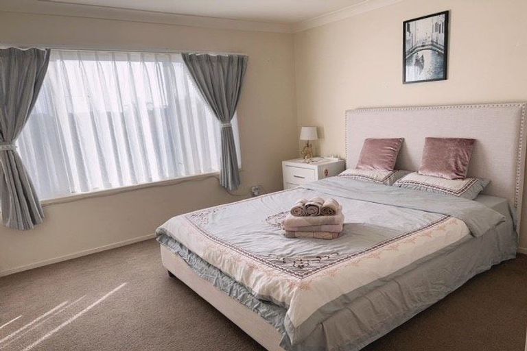 Photo of property in 31 Woodgers Way, Somerville, Auckland, 2014