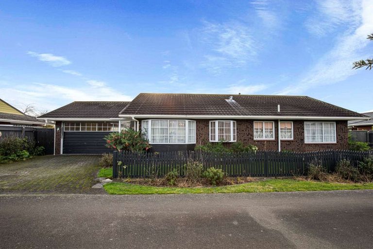 Photo of property in 7 Kaipara Court, Highbury, Palmerston North, 4412