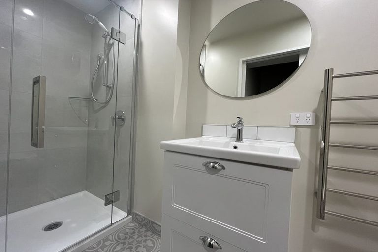 Photo of property in 10 Bunyan Street, Waltham, Christchurch, 8023