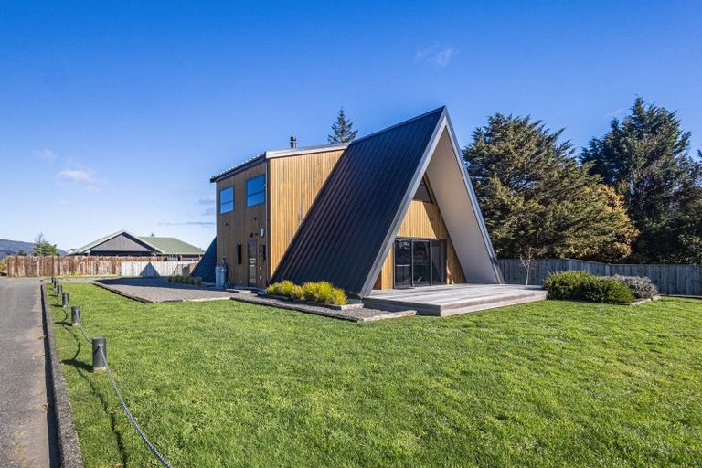 Photo of property in 21 Findlay Street, National Park, Owhango, 3989
