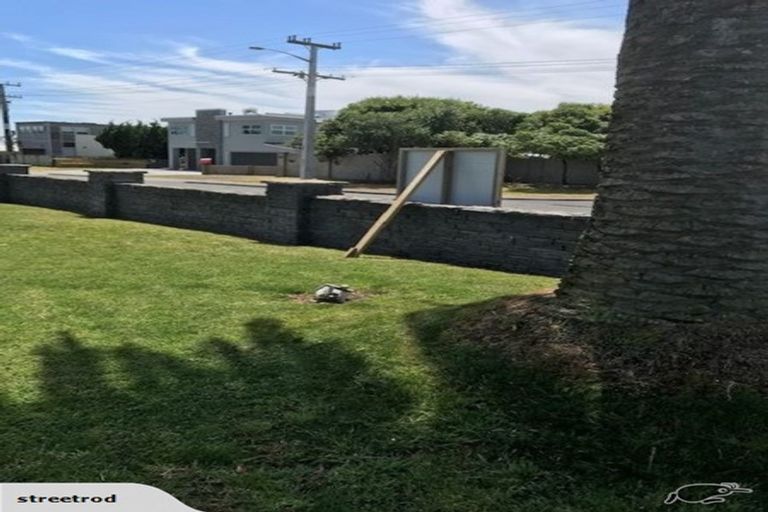 Photo of property in 106b Karewa Parade, Papamoa Beach, Papamoa, 3118