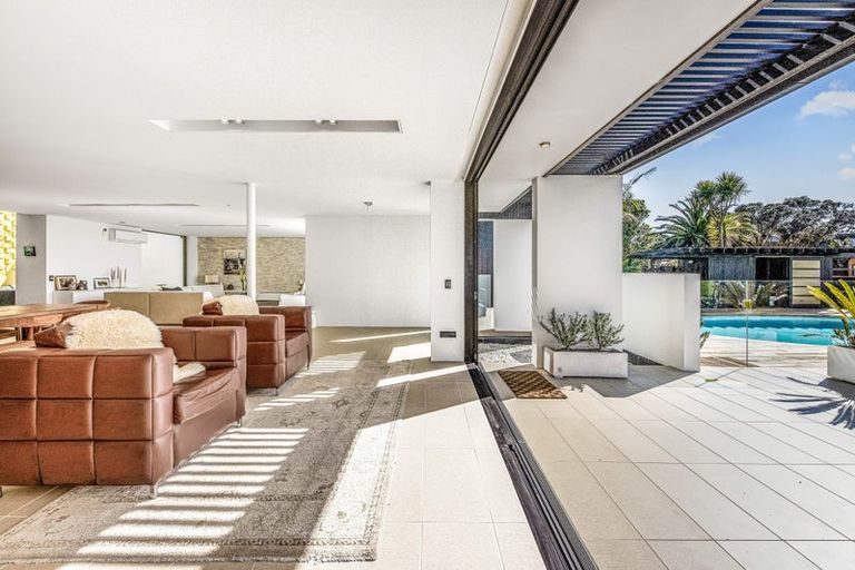 Photo of property in 303 Beach Road, Campbells Bay, Auckland, 0630