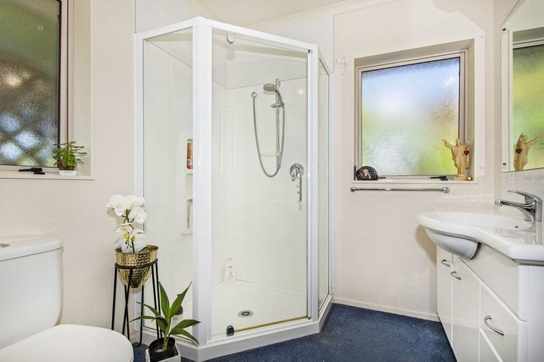 Photo of property in 30 Lochiel Place, Te Kamo, Whangarei, 0112