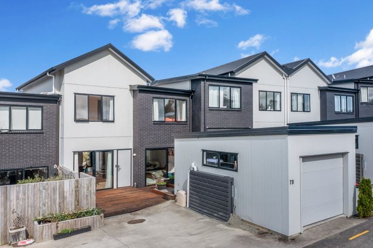 Photo of property in 7b Podgora Avenue, Kumeu, 0810