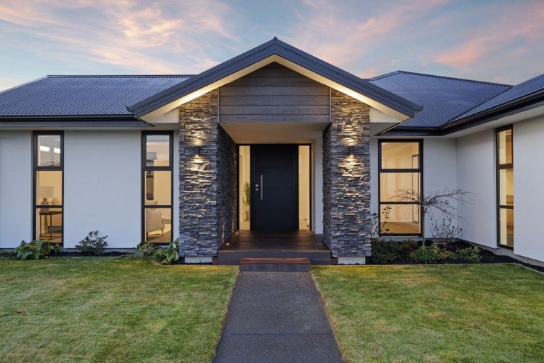 Photo of property in 4 Rostrevor Place, Mairehau, Christchurch, 8052