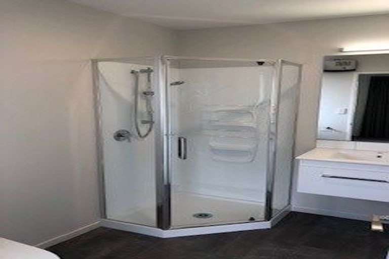 Photo of property in 8 Hamlett Drive, Woodend, 7610