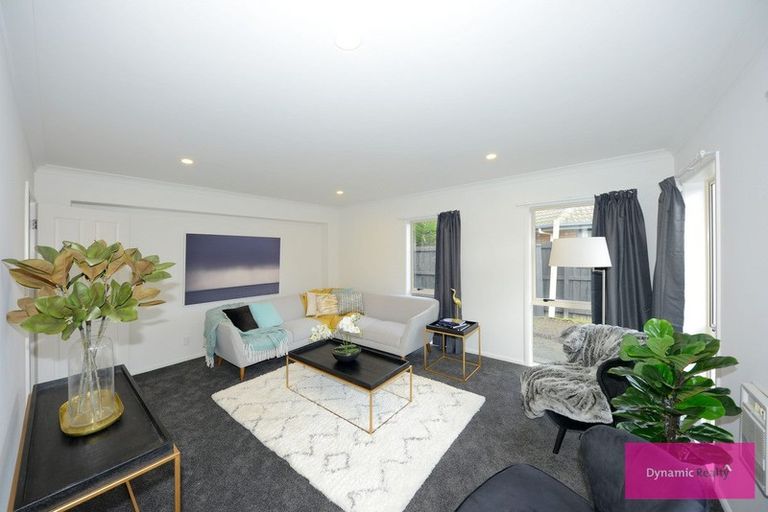 Photo of property in 20 Linkwater Way, Parklands, Christchurch, 8083