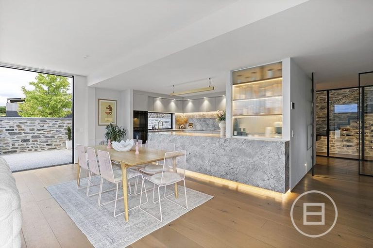 Photo of property in 34 Minaret Ridge, Wanaka, 9305