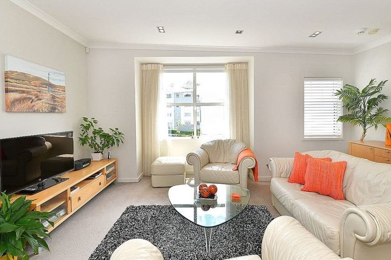 Photo of property in 54 Parkside Drive, Orewa, 0931