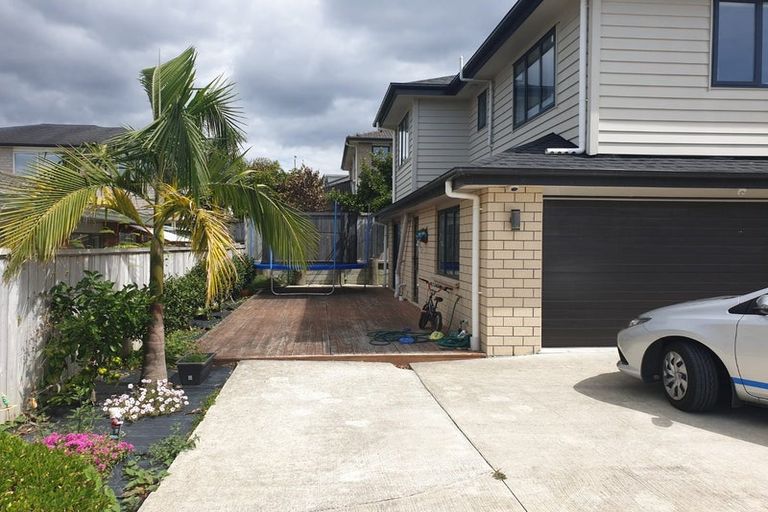 Photo of property in 14 Nandi Lane, Ranui, Auckland, 0612