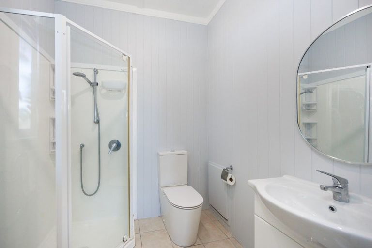 Photo of property in 462 Featherston Street, Palmerston North, 4414