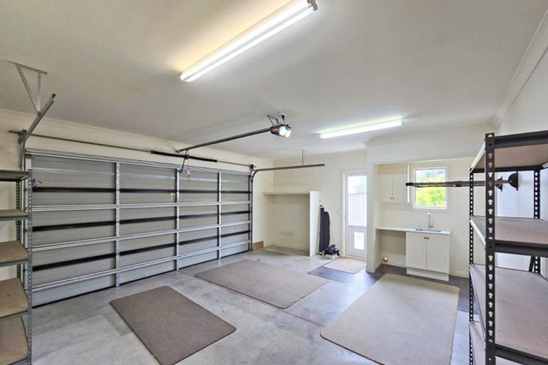 Photo of property in 72 Kent Terrace, Taradale, Napier, 4112