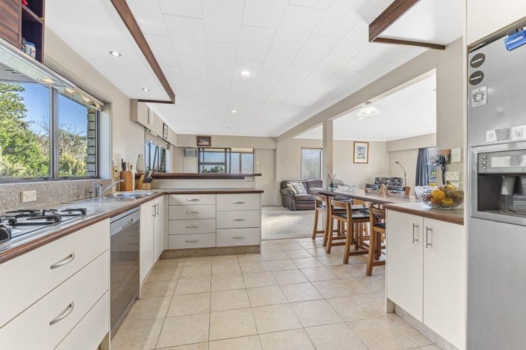 Photo of property in 10b Hickford Place, Okato, 4335