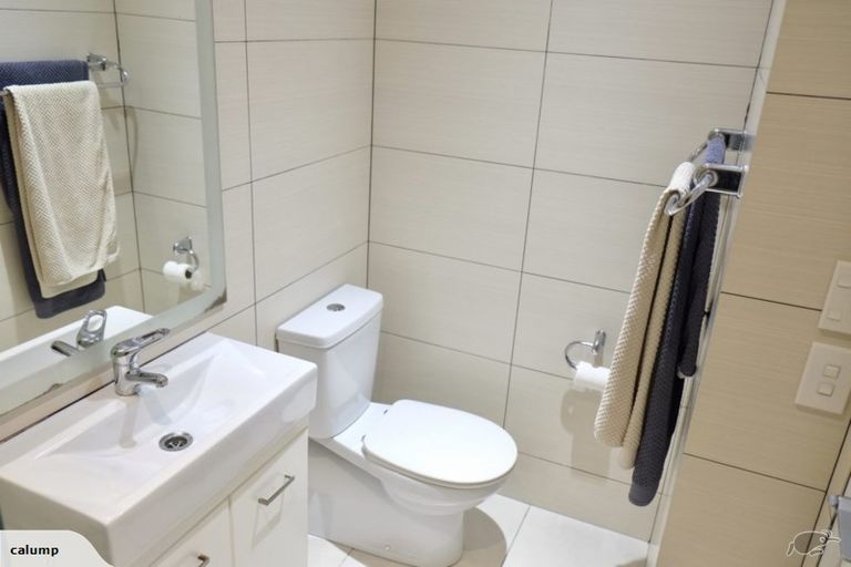 Photo of property in 20/35u Torrens Terrace, Mount Cook, Wellington, 6011