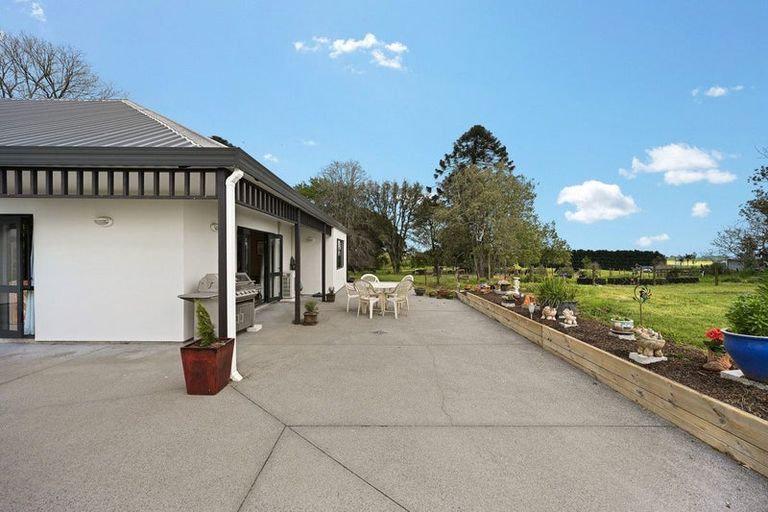 Photo of property in 18 Masters Road, Eureka, Hamilton, 3287