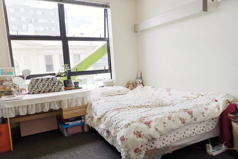 Photo of property in Urbane Apartments, 7/29 Webb Street, Mount Cook, Wellington, 6011