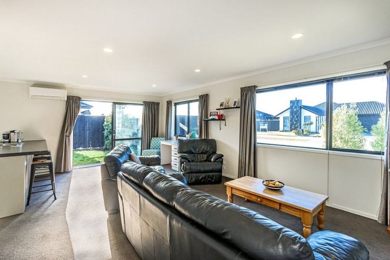 Photo of property in 61 Farnborough Way, Rolleston, 7615