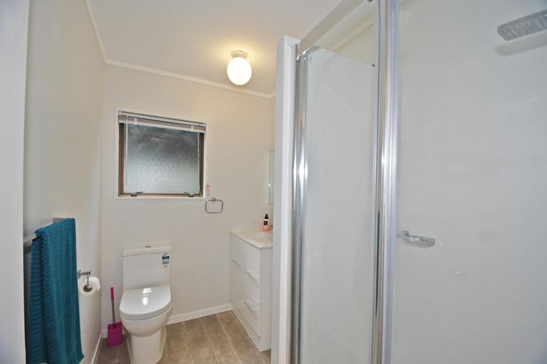 Photo of property in 43a Mckenzie Avenue, Arkles Bay, Whangaparaoa, 0932