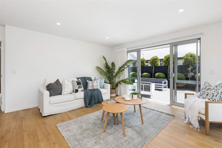 Photo of property in 17 Carpenter Drive, Prebbleton, 7604