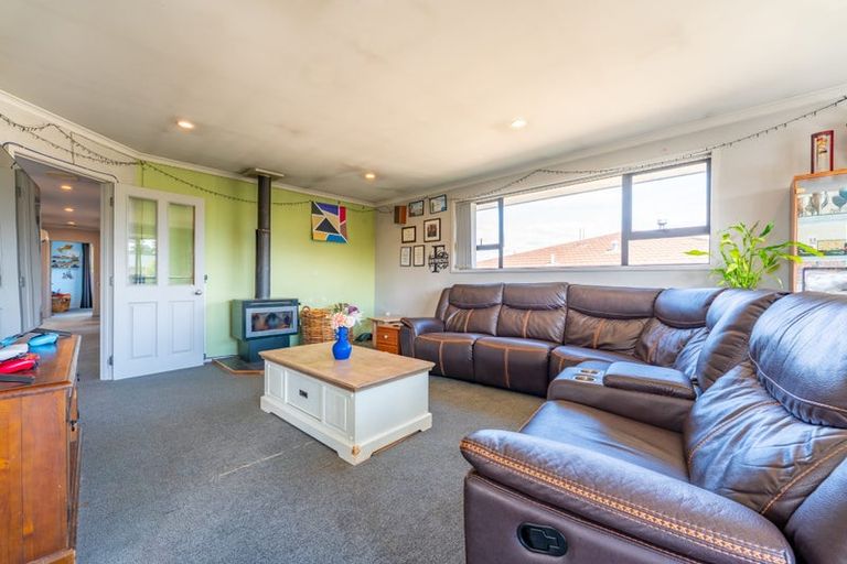 Photo of property in 30 Roseness Street, Palmerston, 9430