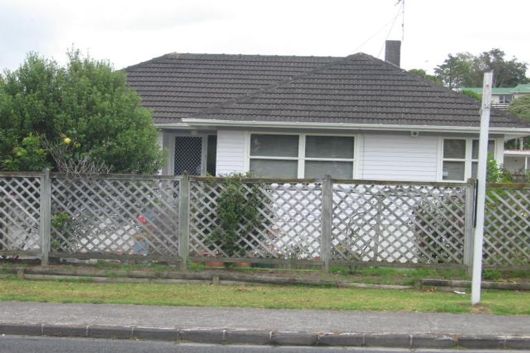 Photo of property in 30 Chartwell Avenue, Glenfield, Auckland, 0629