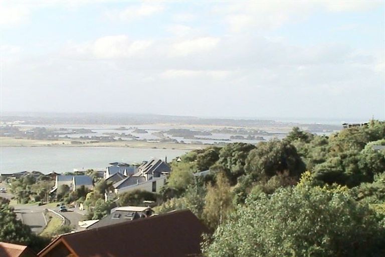 Photo of property in 2/2 Brigid Place, Mount Pleasant, Christchurch, 8081