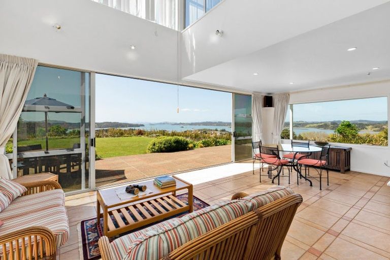 Photo of property in 28 Kurapari Road, Kerikeri, 0294
