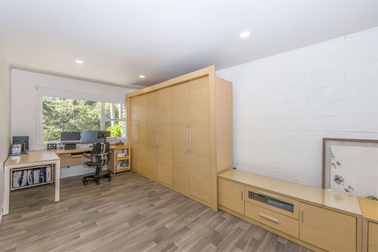 Photo of property in 9 Berne Place, Birkenhead, Auckland, 0626