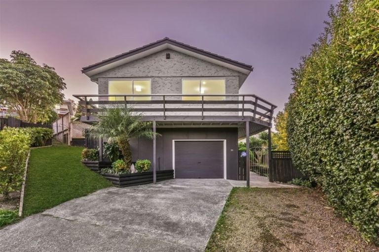 Photo of property in 38 Keegan Drive, Massey, Auckland, 0614
