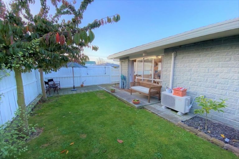 Photo of property in 1/384 Armagh Street, Linwood, Christchurch, 8011