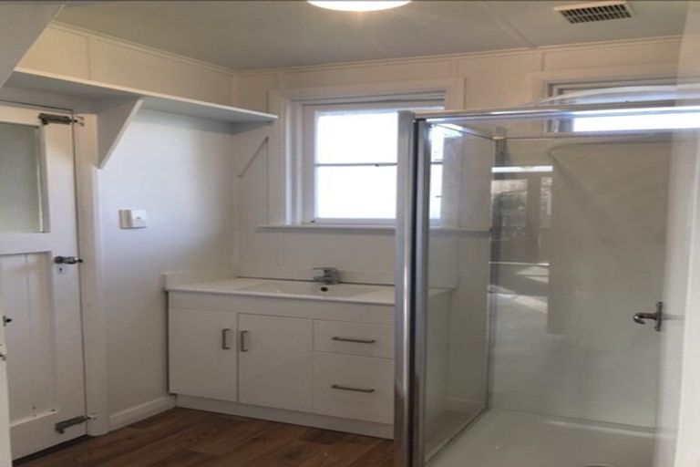 Photo of property in 60 Godley Street, Waiwhetu, Lower Hutt, 5010