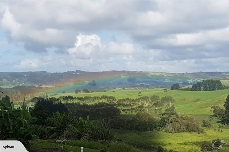 Photo of property in 341 Rimmer Road, Helensville, 0875