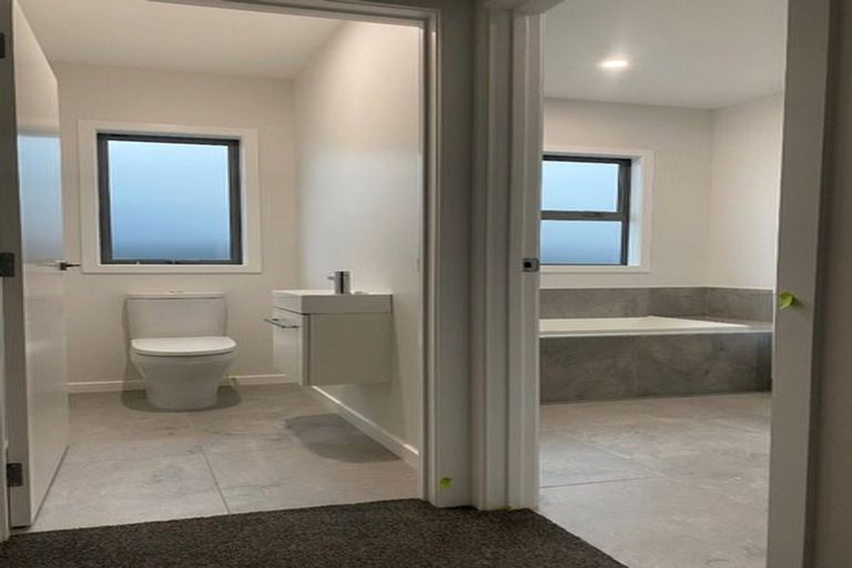 Photo of property in 1 Rangataiki Place, Awatoto, Napier, 4110