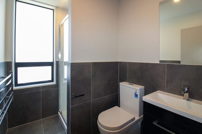 Photo of property in 25/6u Bushland Grove, Paparangi, Wellington, 6037