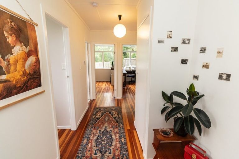 Photo of property in 9 Berrymead Way, Karori, Wellington, 6012