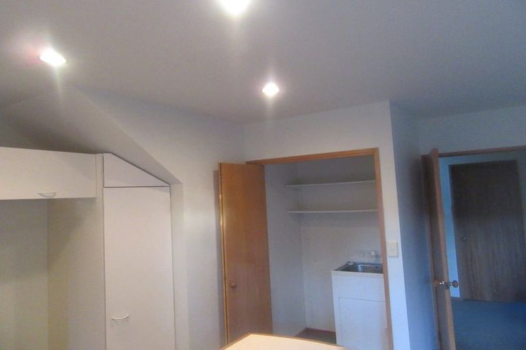 Photo of property in 9 Clyde Road, Upper Riccarton, Christchurch, 8041