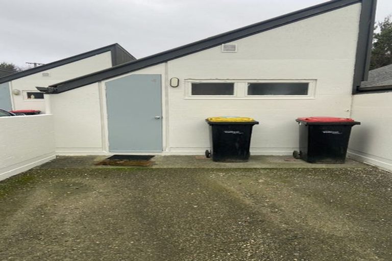 Photo of property in 1-5/7 Charlton Lane, Gore, 9710