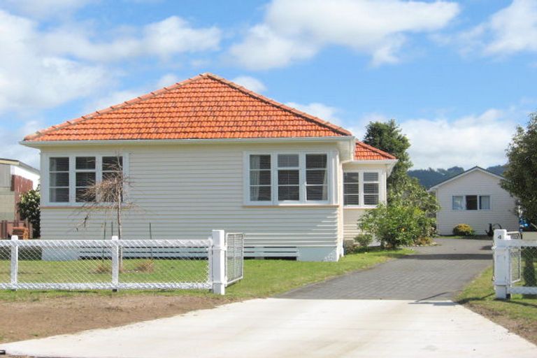 Photo of property in 4 Hamilton Crescent, Whitianga, 3510