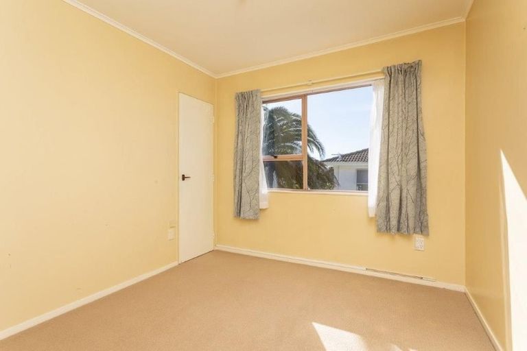 Photo of property in 4/90 Lynwood Road, New Lynn, Auckland, 0600